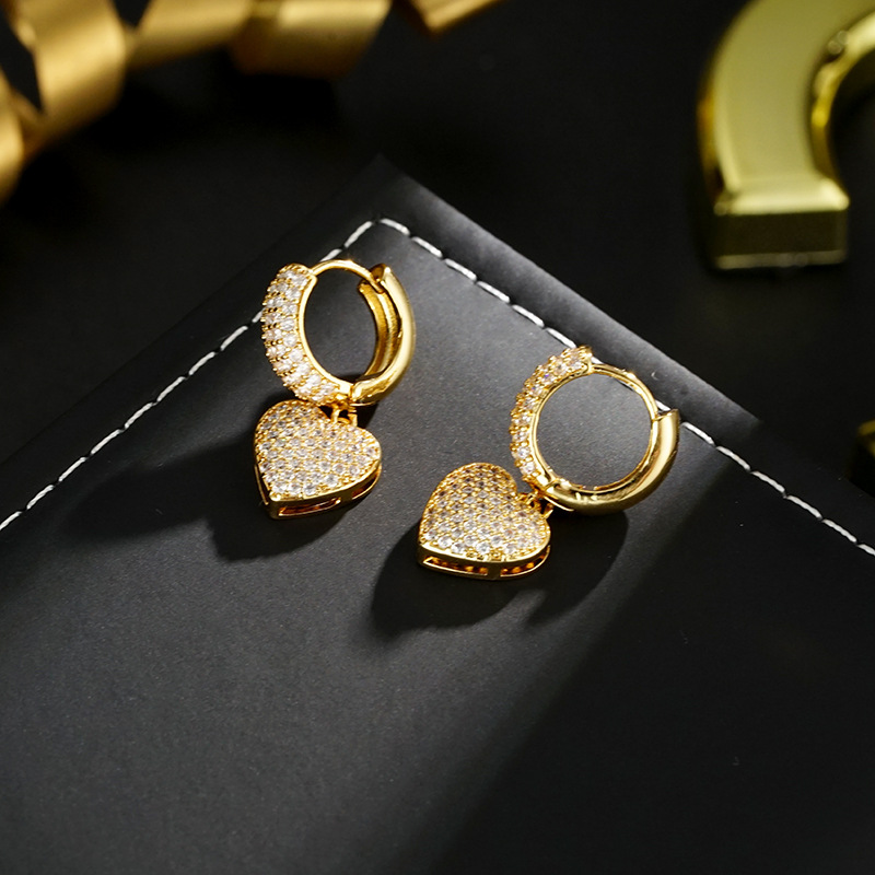 2025 New Explosions Golden Full Diamond Love Pendant Earrings Women's Small and Exquisite Ear Buckle Elegant Niche Earrings