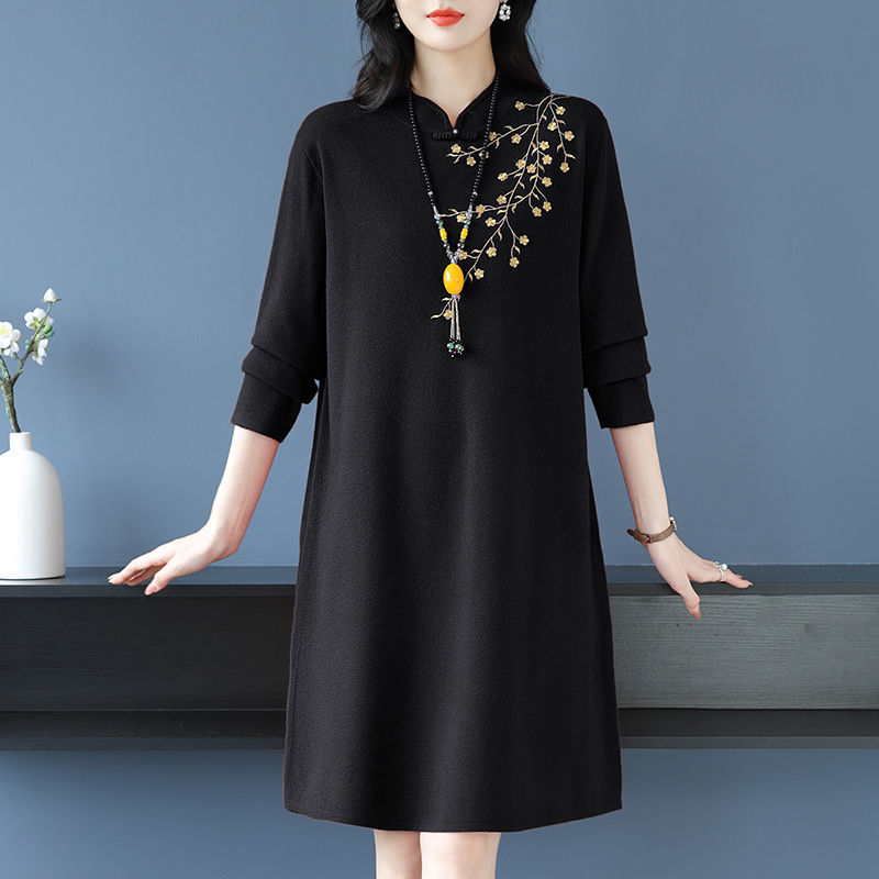 妈妈秋冬装高贵旗袍连衣裙中老年女厚款加肥大码针织打底毛衣裙子