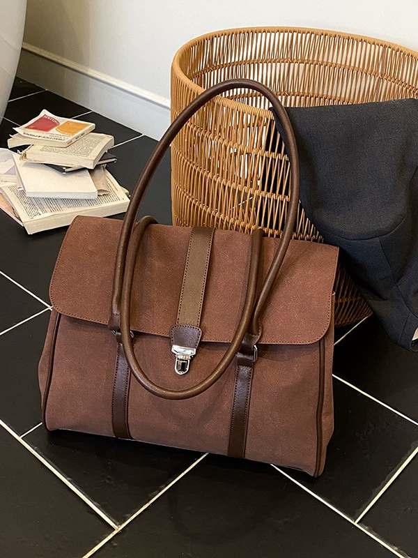 Capacious trend shoulder bag, high-end
