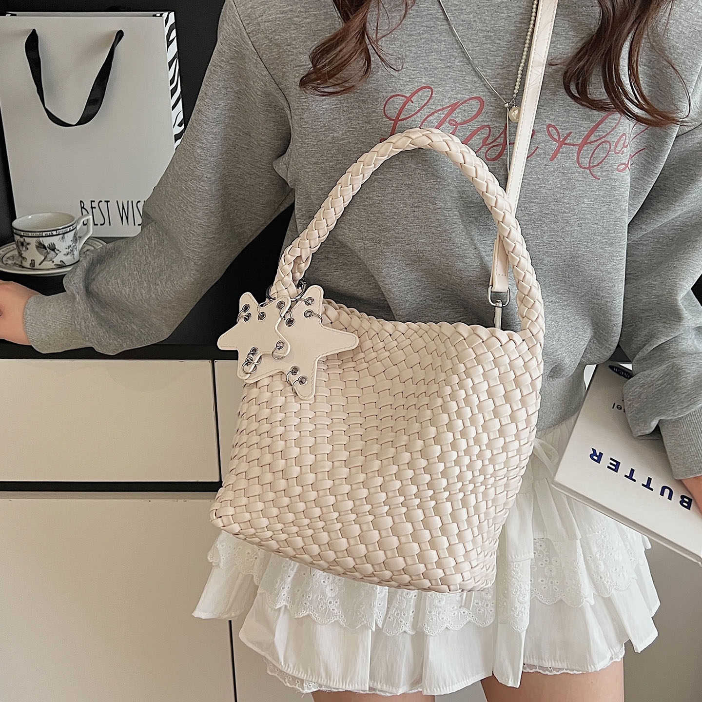 Bolsa de ocio cubo de hombro de gran capacidad trenzada bolsa de viaje sensación de bolsa para mujeres nuevo verano 2026 Tot