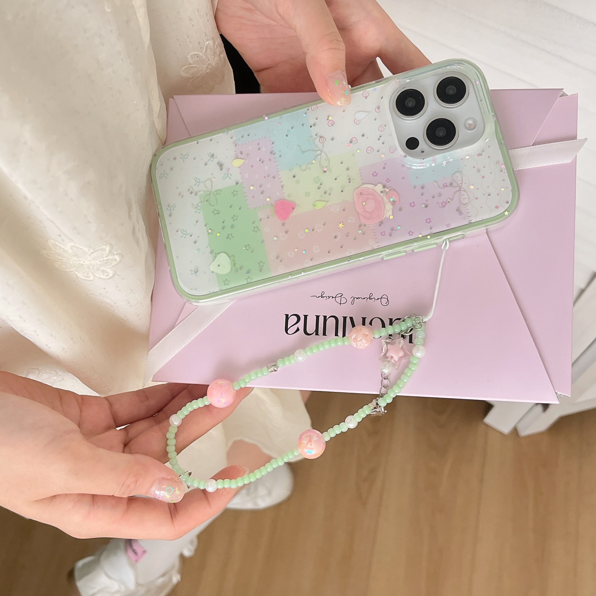 Pajarita de estrella de nicho para estuches para teléfono móvil 16ProMax 15/14 Nuevo estilo 13 femenino 15Pro brillo 16