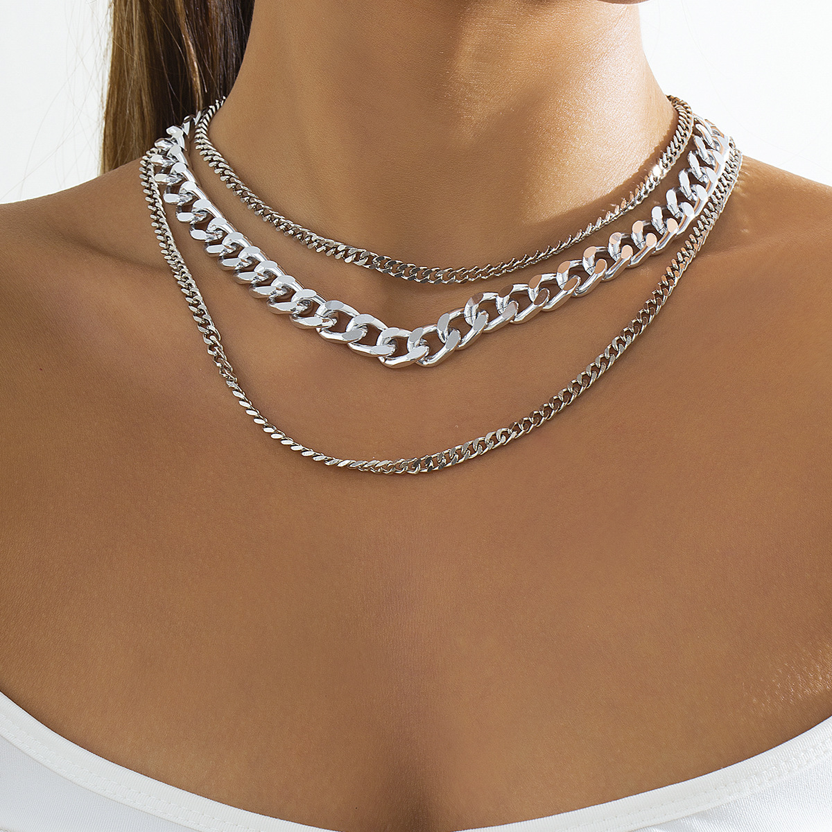 Collier à pampilles géométriques en métal punk avec chaîne croisée pour femme_voghion.com
