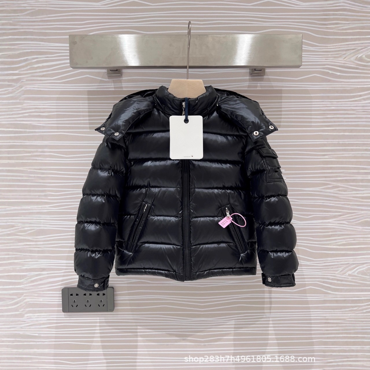 Putian high-quality Maya children's down jackets, parent-child puffer jackets, warm coats for middle and large children.