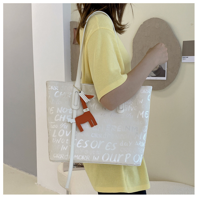 Wholesale Retro Letter Graffiti Large Capacity Shoulder Tote Bag Nihaojewelry display picture 76