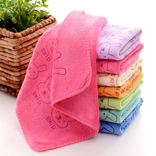 Microfiber cartoon printed small square towel absorbent kindergarten handkerchief children's hand towel small towel rag wholesale