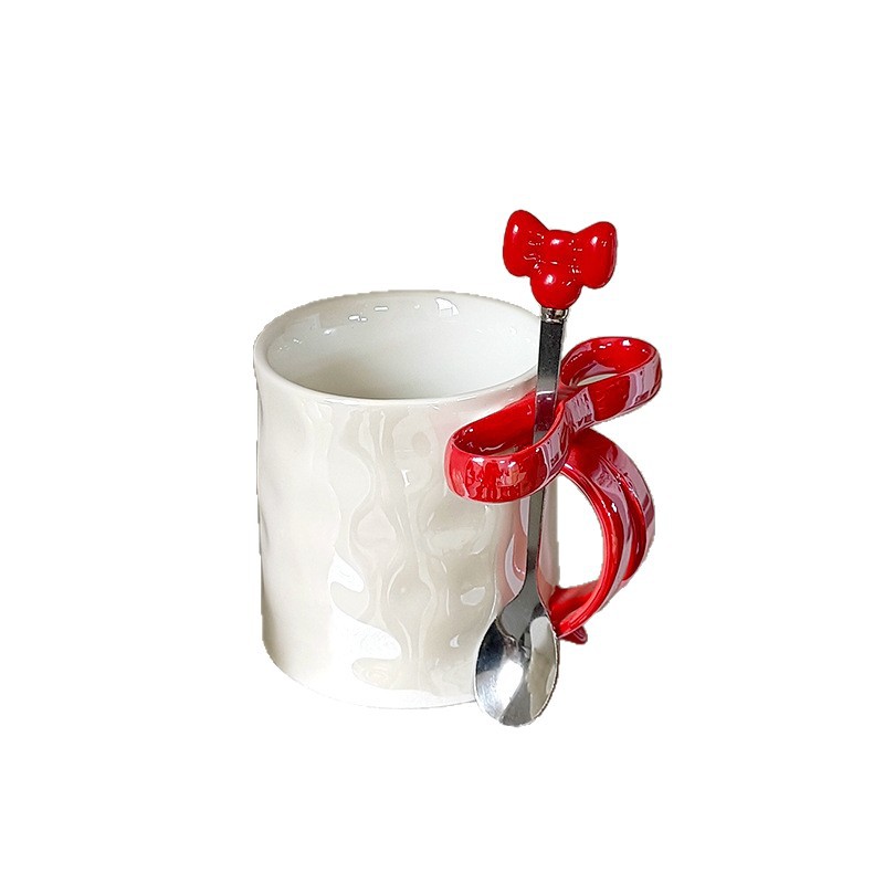 Taza de cerámica de arco estereoscópico para el hogar encantador corazón de una chica exquisita taza de café taza de marca alta sensación creativa lujosa ligera