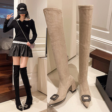 2025秋冬新款英伦风时尚气质过膝靴尖头粗跟金属扣长筒时装靴批发