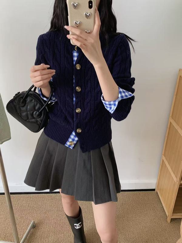 红色格子假两件针织衫新年氛围感学院风毛衣外套百搭麻花女装开衫|undefined