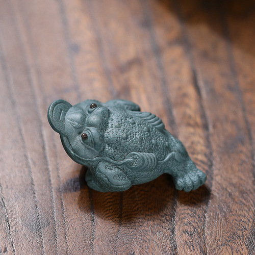 Yixing Zisha Tea Pet Seven-Star Gold Toad Wealth-Accumulating Three-Legged Toad Tea Set Tea Toy Tea Table Small Decorative Creative Sculpture
