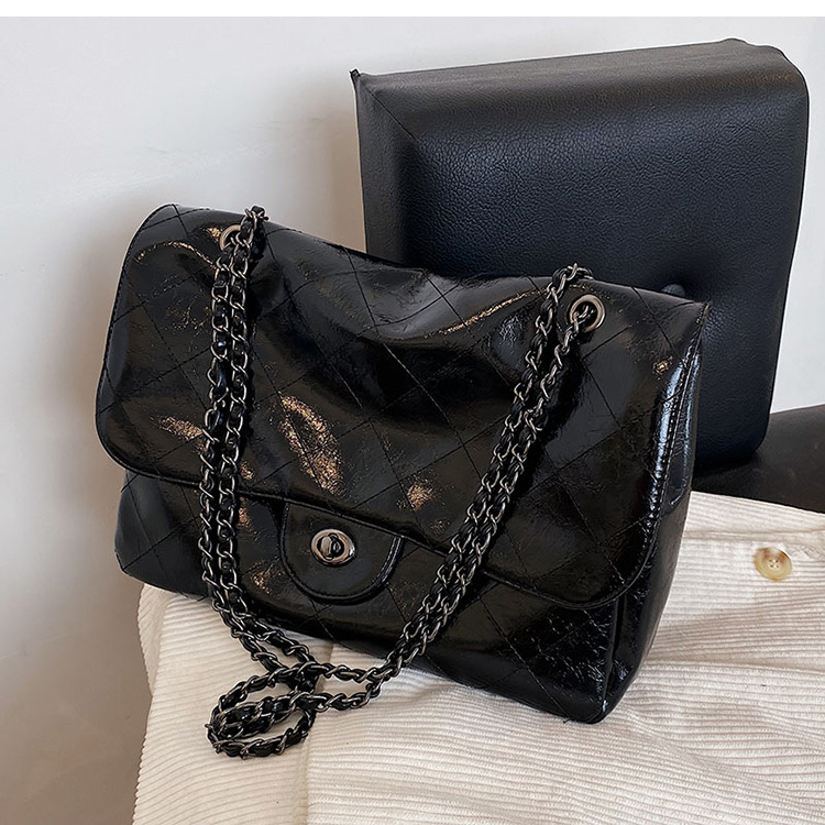 Women's Shoulder Bag Large Capacity Commuter Bag Retro Women's Shoulder Underarm Bag Diamond Grid Chain Women's Bag_voghion.com