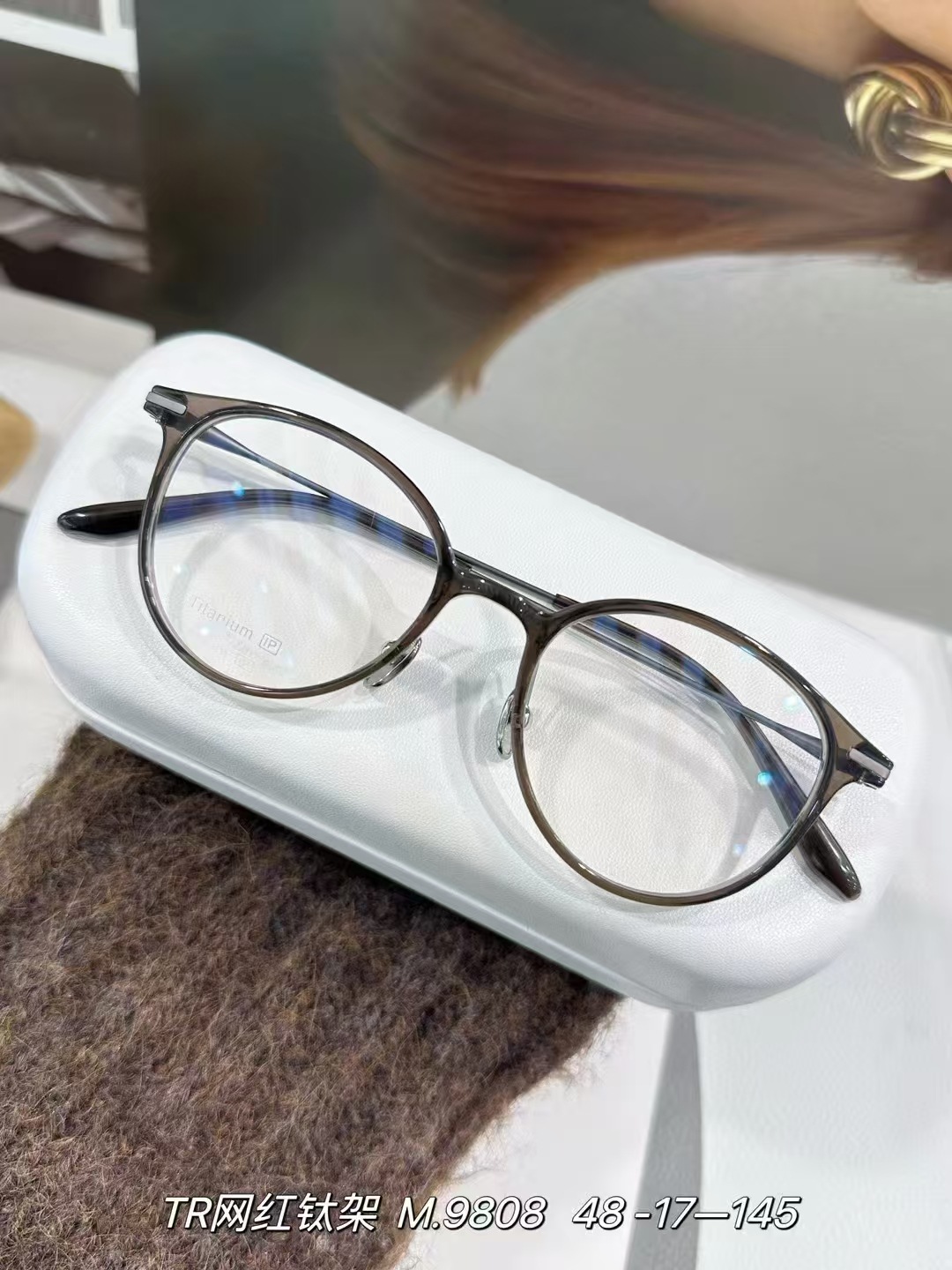 2024年新作ファッショントレンド男女通用多角形楕円形 β チタンフレーム9808サイズ48メガネフレーム