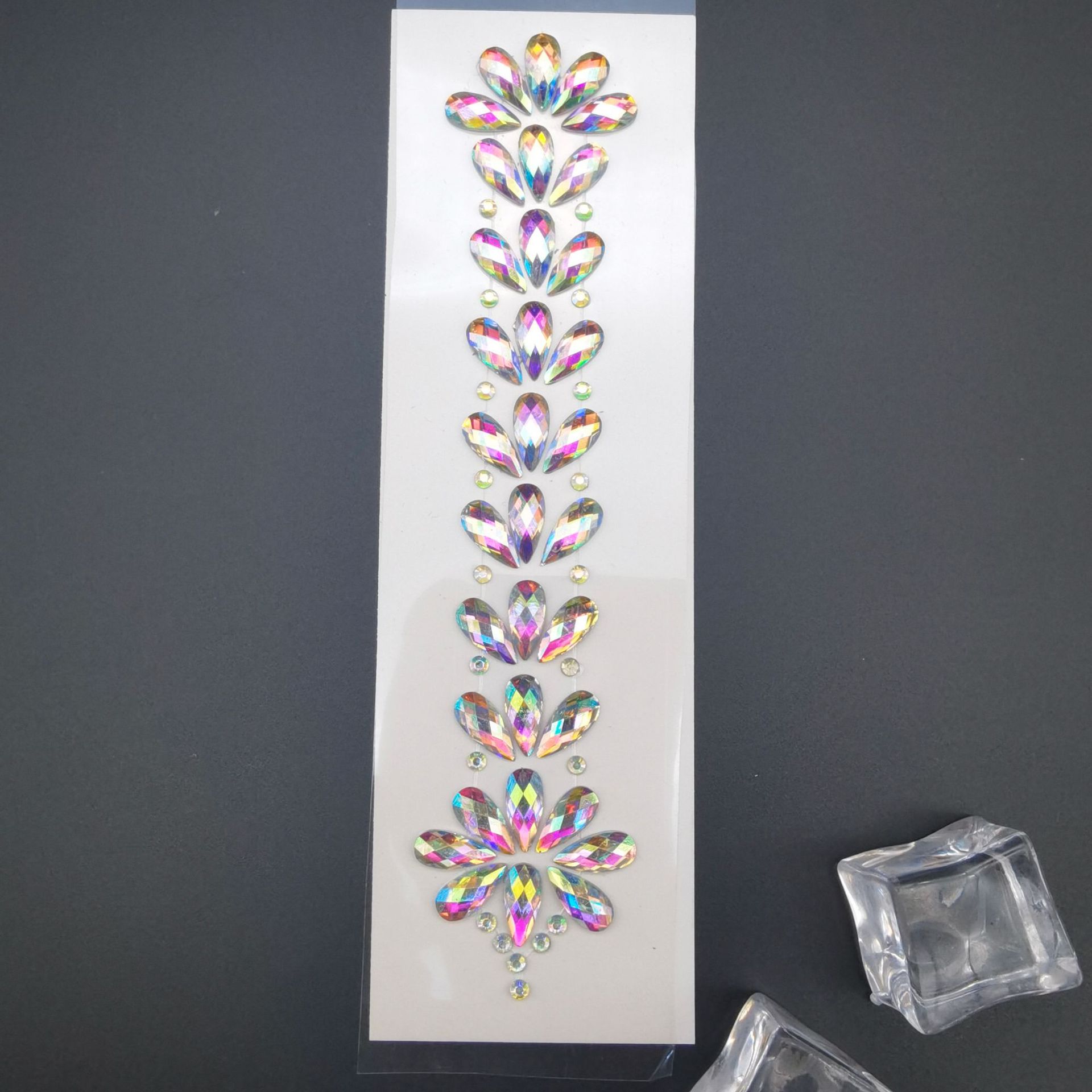 EDM eléctrico sílaba cara pegatinas ceja pegatinas cara pegatinas diamante resina diamante carnaval diamante pegatinas cara decorativa diamante