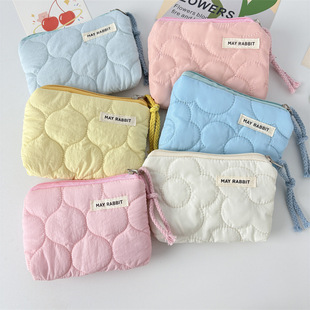 �nϵС���µ�ɫ�W�p�A����Ů���ð��S�����X�ռ{����Ů��y���°�