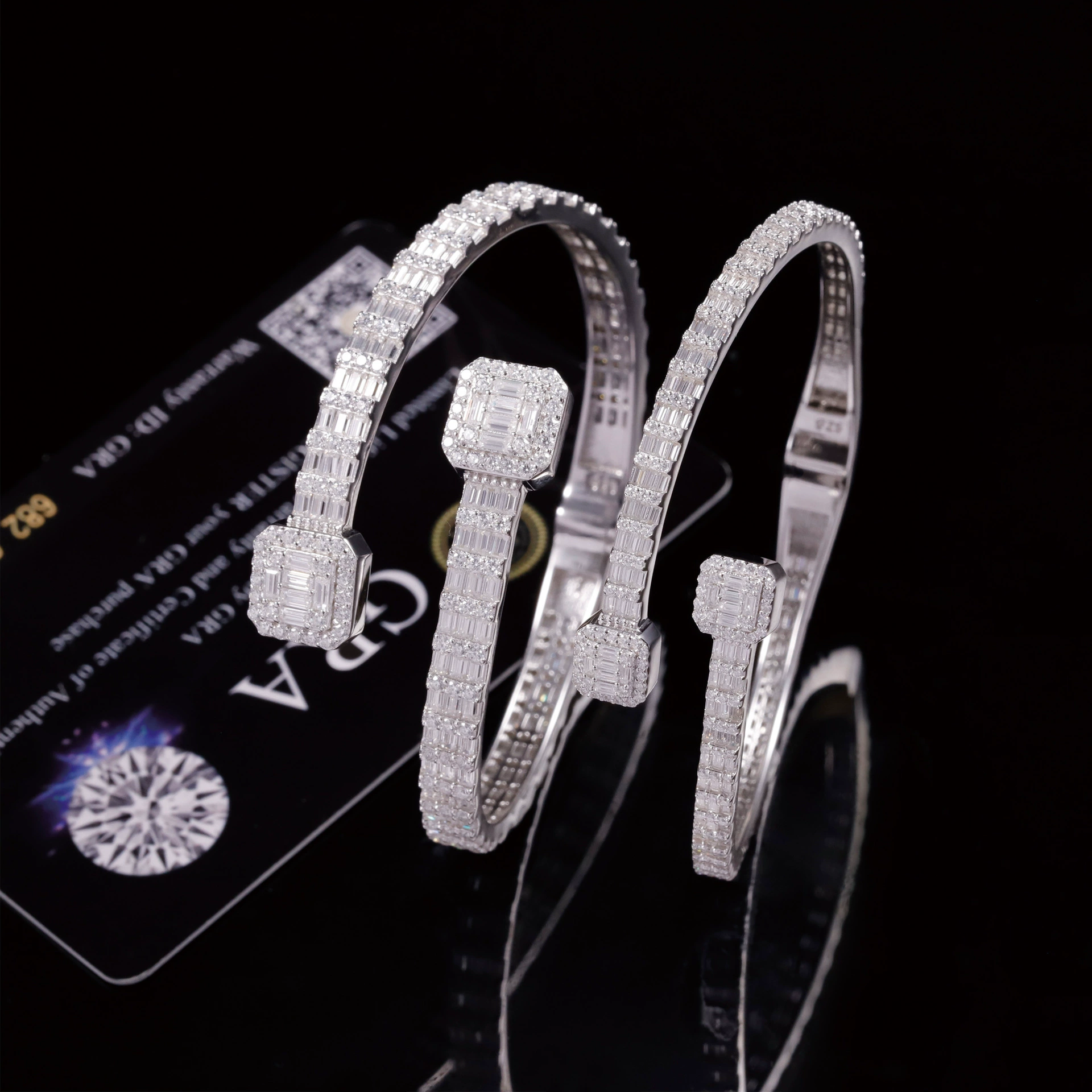 Европейский и американский браслет в новом стиле, квадратный, из серебра S925, инкрустированный трапециевидными муассанитами, в стиле легкой роскоши, модный, с индивидуальным дизайном, унисекс.