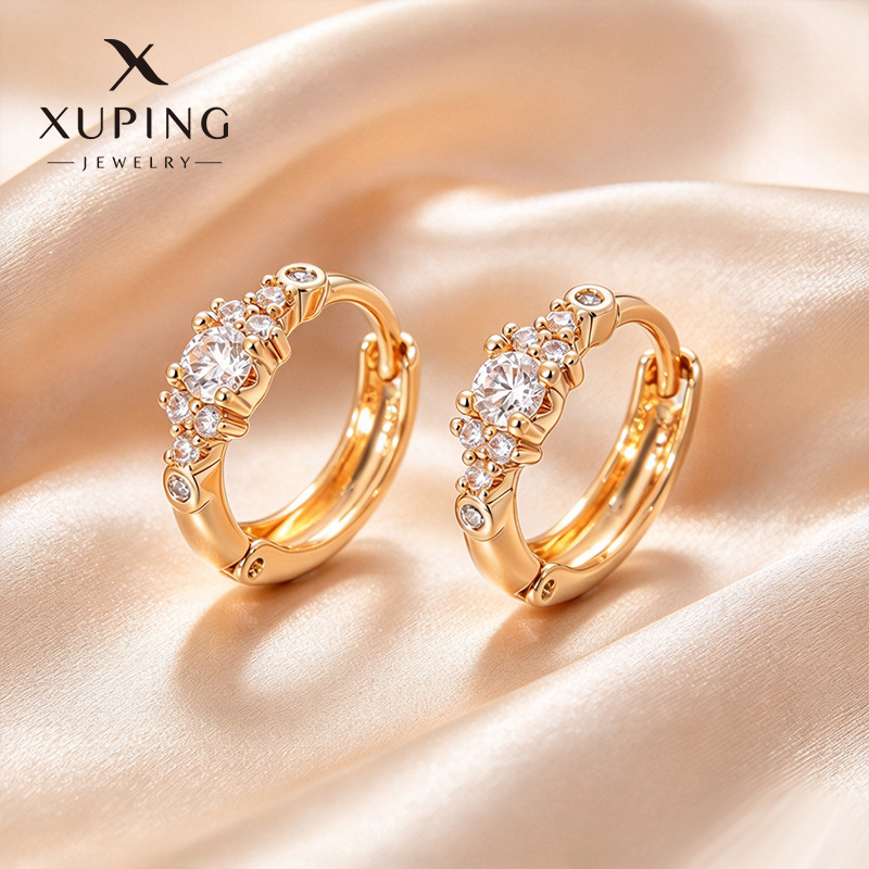 Pendientes de Aro con Zirconia de Aleación de Cobre Bañado en Oro de 18K