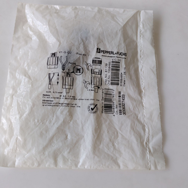 V1-G-Q2 现货全新原装倍+福传感器连接器母头