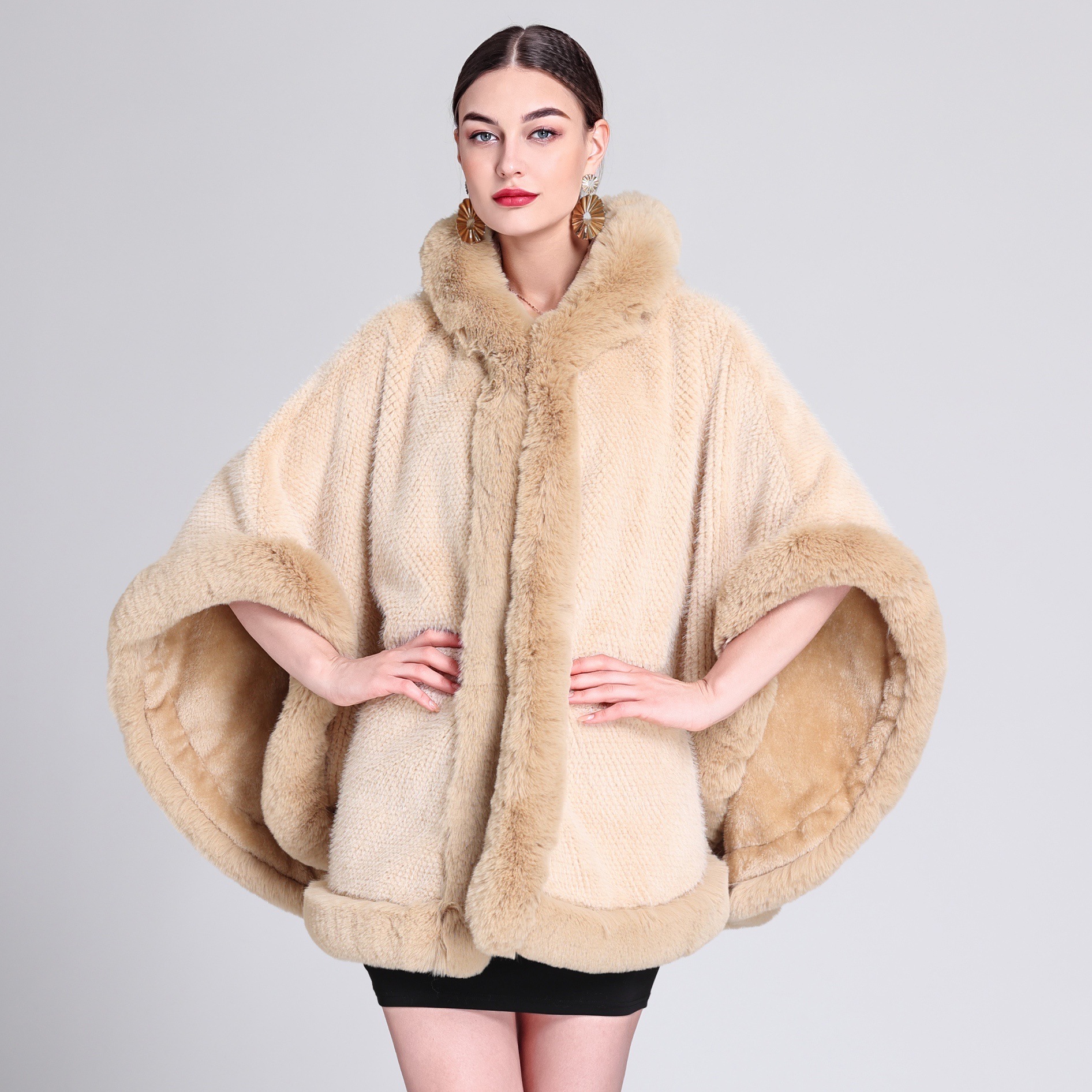 Fur collar and fleece thick cape cape large size loose cape coat_voghion.com