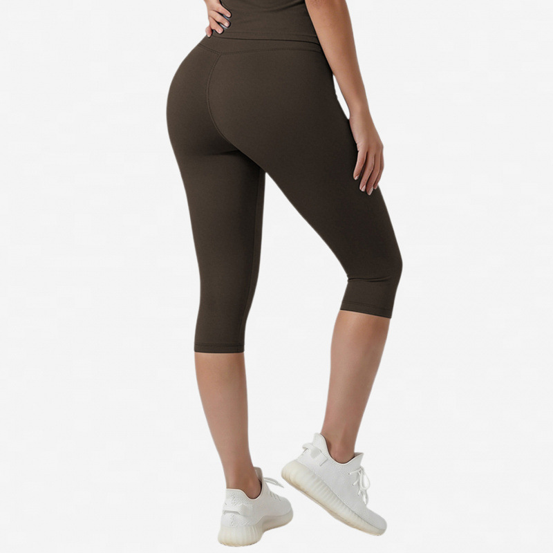 Deportes al aire libre transfronterizos pantalones de manga corta y pantalones largos de siete puntos, pantalones de velocidad seca, cintura alta y caderas levantadas, juegos deportivos para mujeres de verano ropa de yoga de fitness
