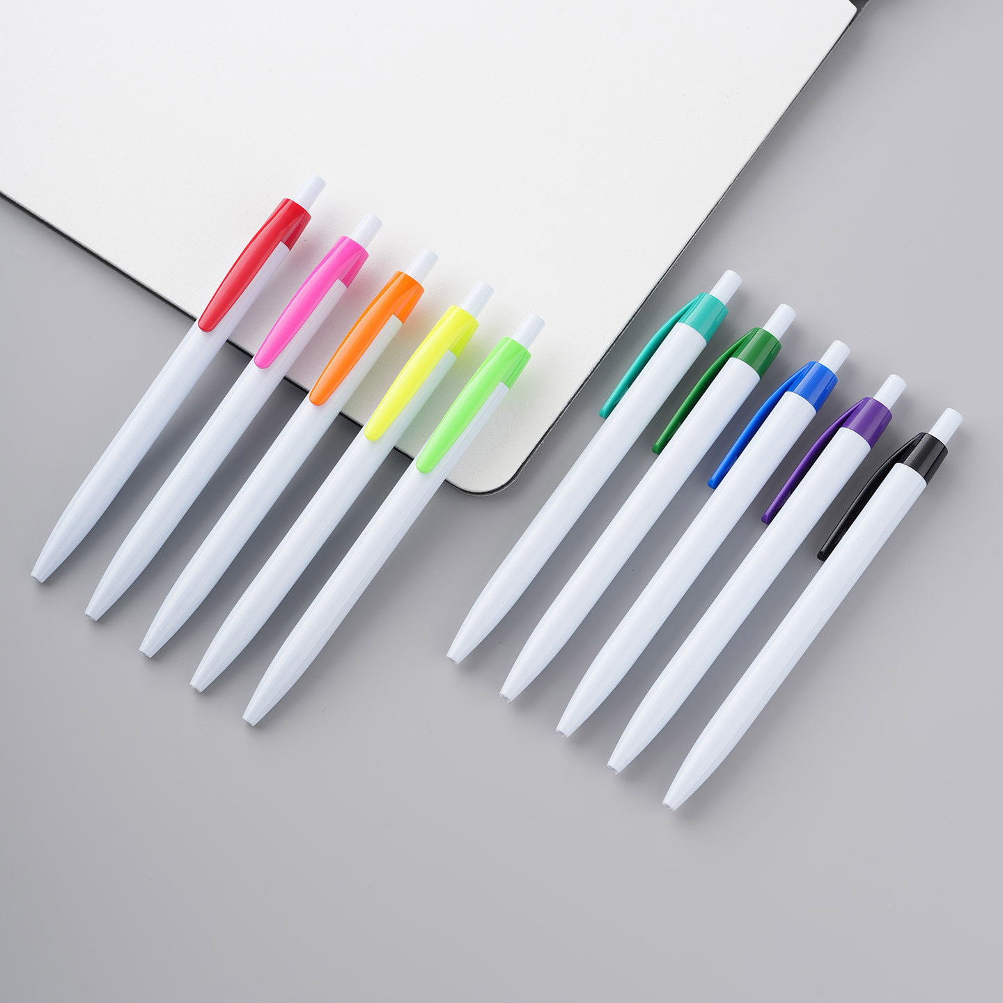 Bolígrafo simple, impresión de lápiz publicitario LOGO personalizado, bolígrafo blanco pequeño de plástico clásico, impresión en color UV