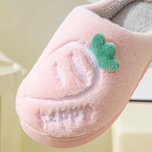 Children's Cotton Slippers New Winter Warmth for Boys and Girls Baby Cartoon Indoor Wear Anti-Slip Plush Slippers