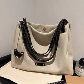 南枫百搭时尚雾港画报托特包包女休闲大容量简约松弛感单肩斜挎包