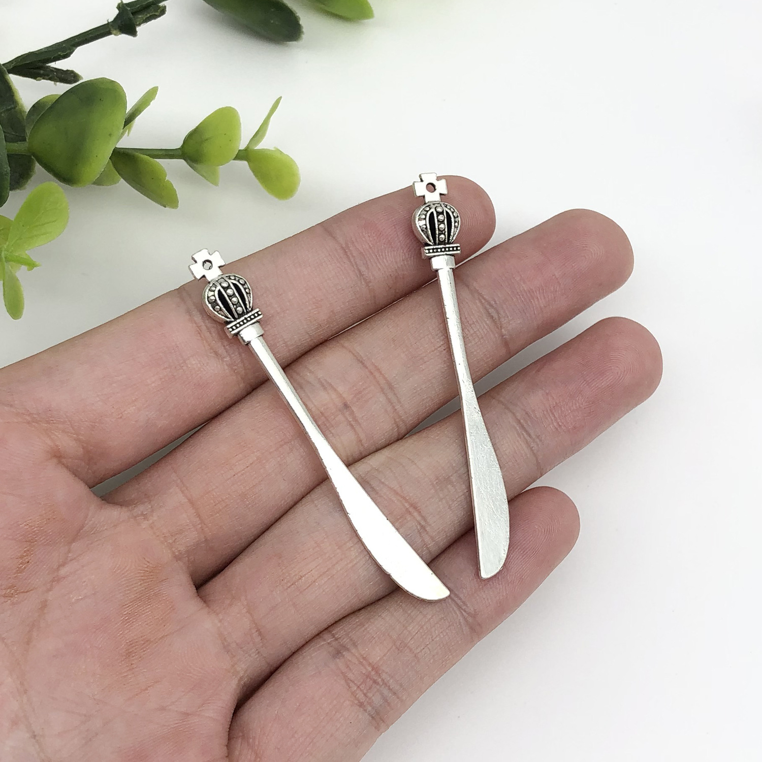 18824-M-古银复古合金配饰皇冠餐刀59.5x7mm-2