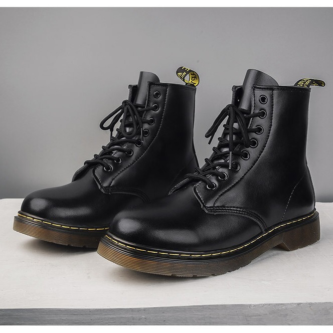 New Autumn Eight-Hole Soft Leather Long Boots High-Top British Couple Boots Men's and Women's Boots Round Toe Large Size Retro