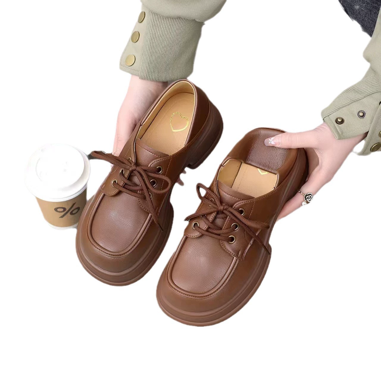 Loafers, high fashionable universal footwear platform for mother English style for leisure, soft sole