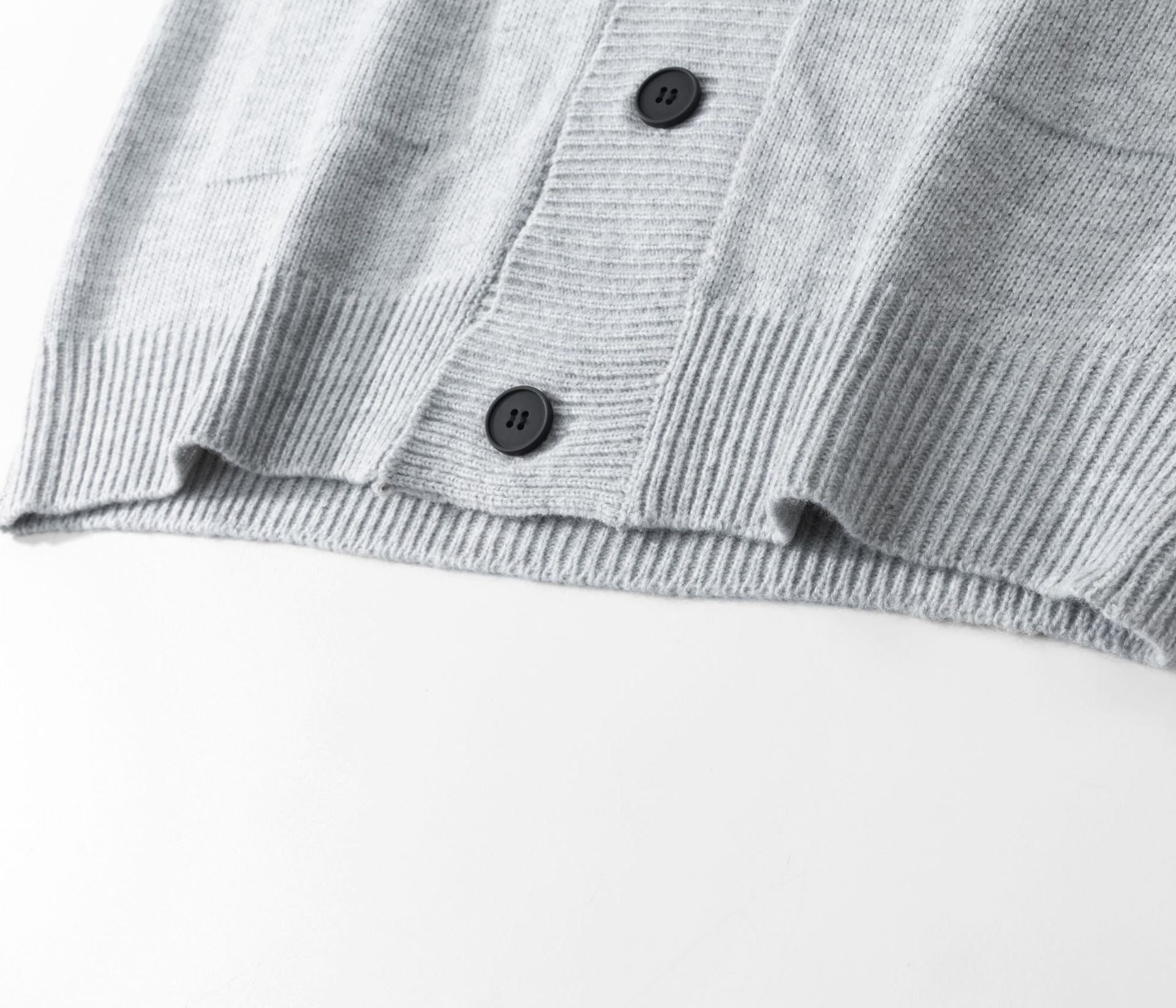 Men's Knit Cardigan Long Sleeve V-Neck Pocket Sweater Fall Winter Casual Coat Fashionable Overshirt Fashion Trends_viptrois.com