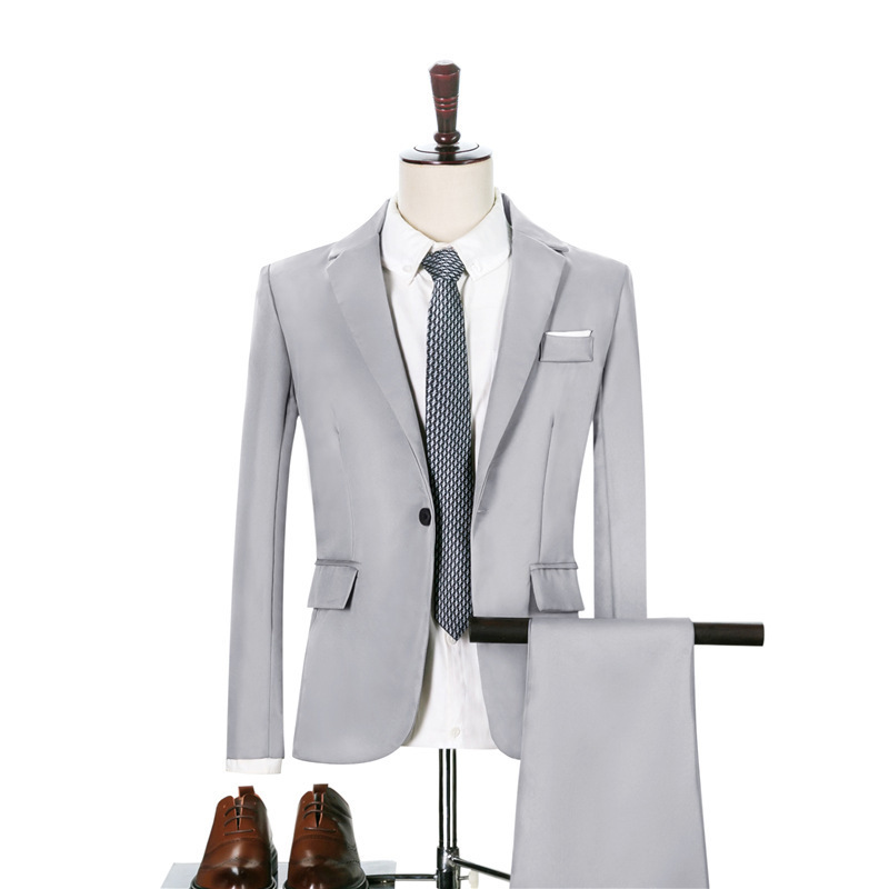 Traje de cuello plano gris