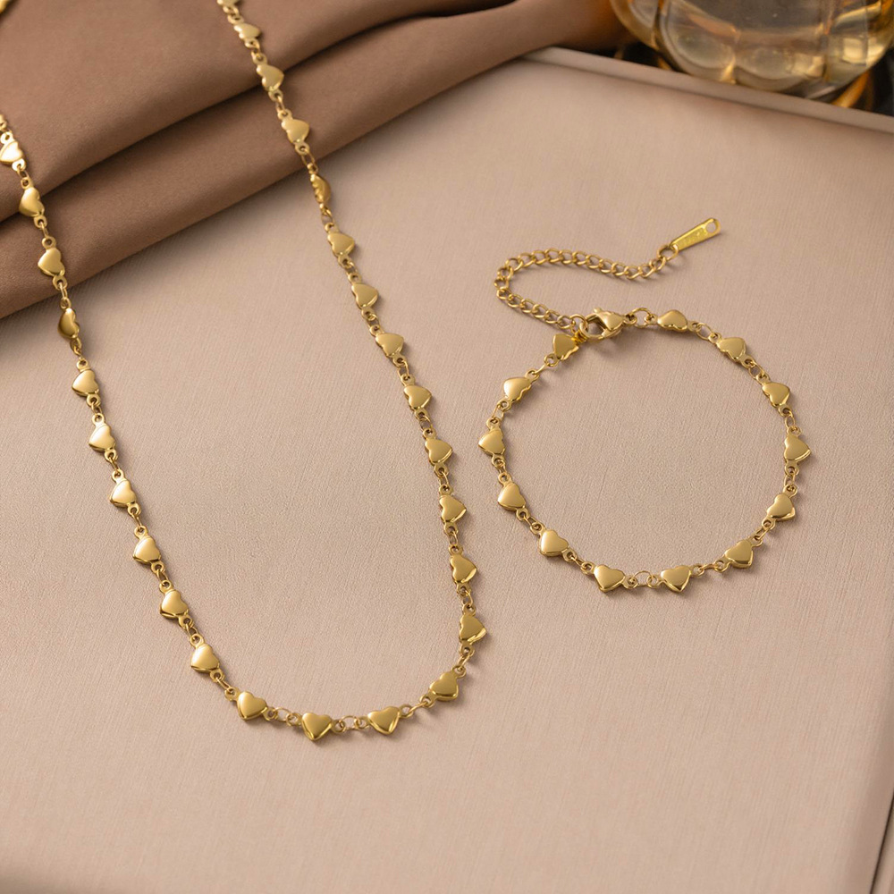French-Style Light Luxury Heart-To-Heart Titanium Steel Necklace for Women, Fashionable and Simple, High-End Clavicle Chain Set, Wholesale, Non-Fading