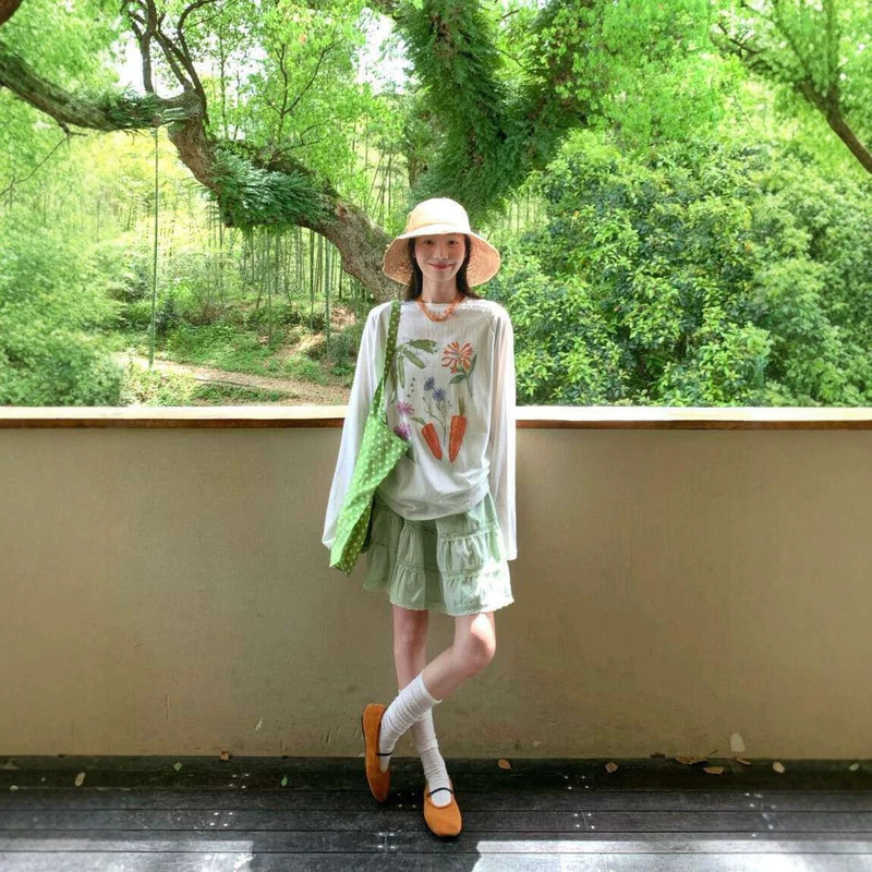 [in Stock from Our Own Factory] Spring and Summer Thin Printed Slightly See-Through Lightweight Long-Sleeved White Blouse Women's Sun Protection T-Shirt