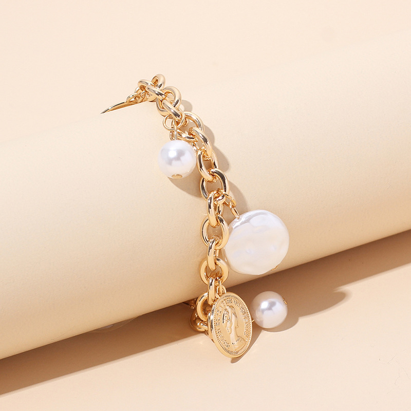 Fashion Pearl Alloy Bracelet Wholesale display picture 6