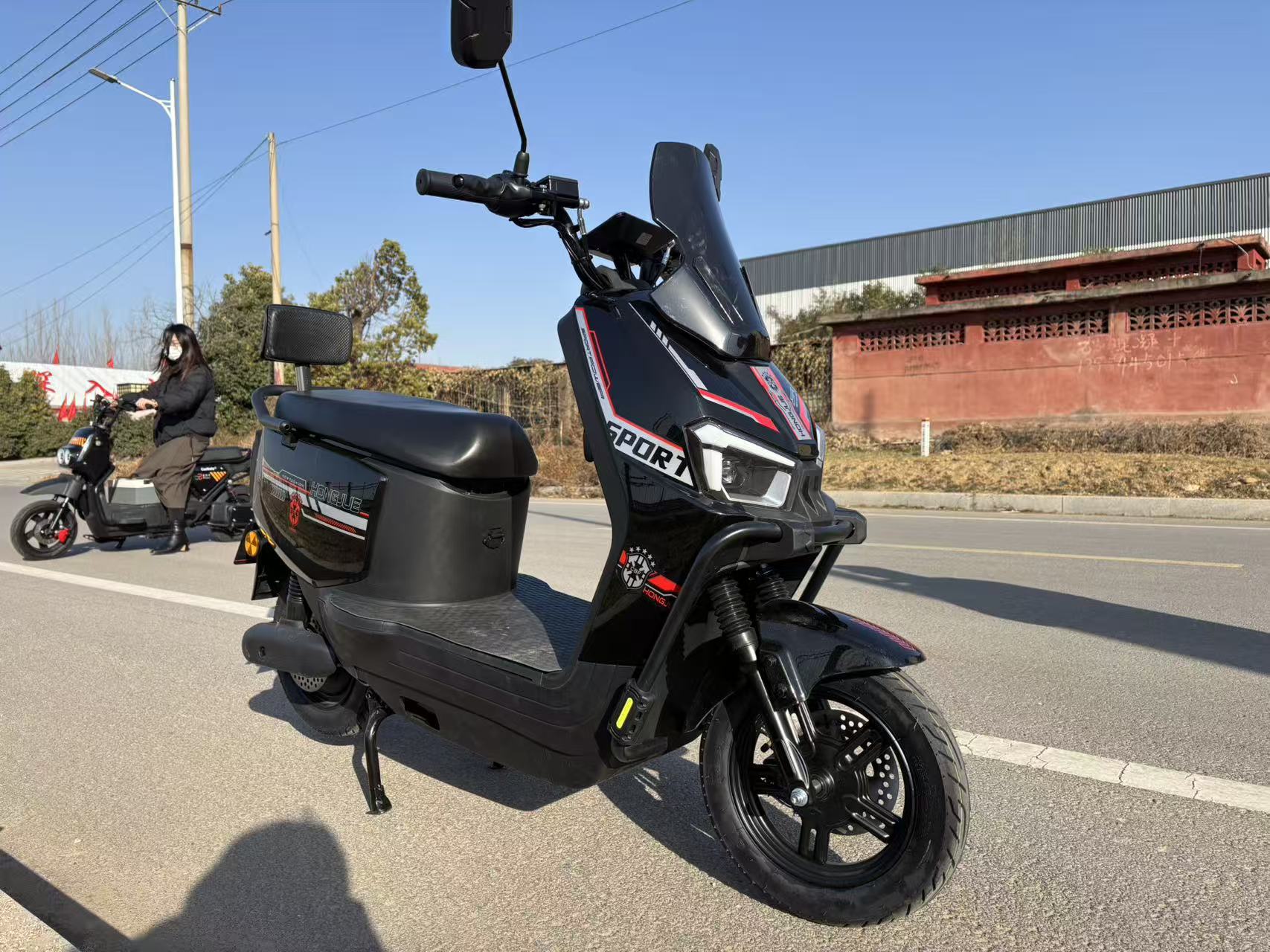 Small Cyclone Electric Motorcycle Factory Foreign Trade Electric Two-Wheeler Electric Car Adult Commuting Takeaway Car