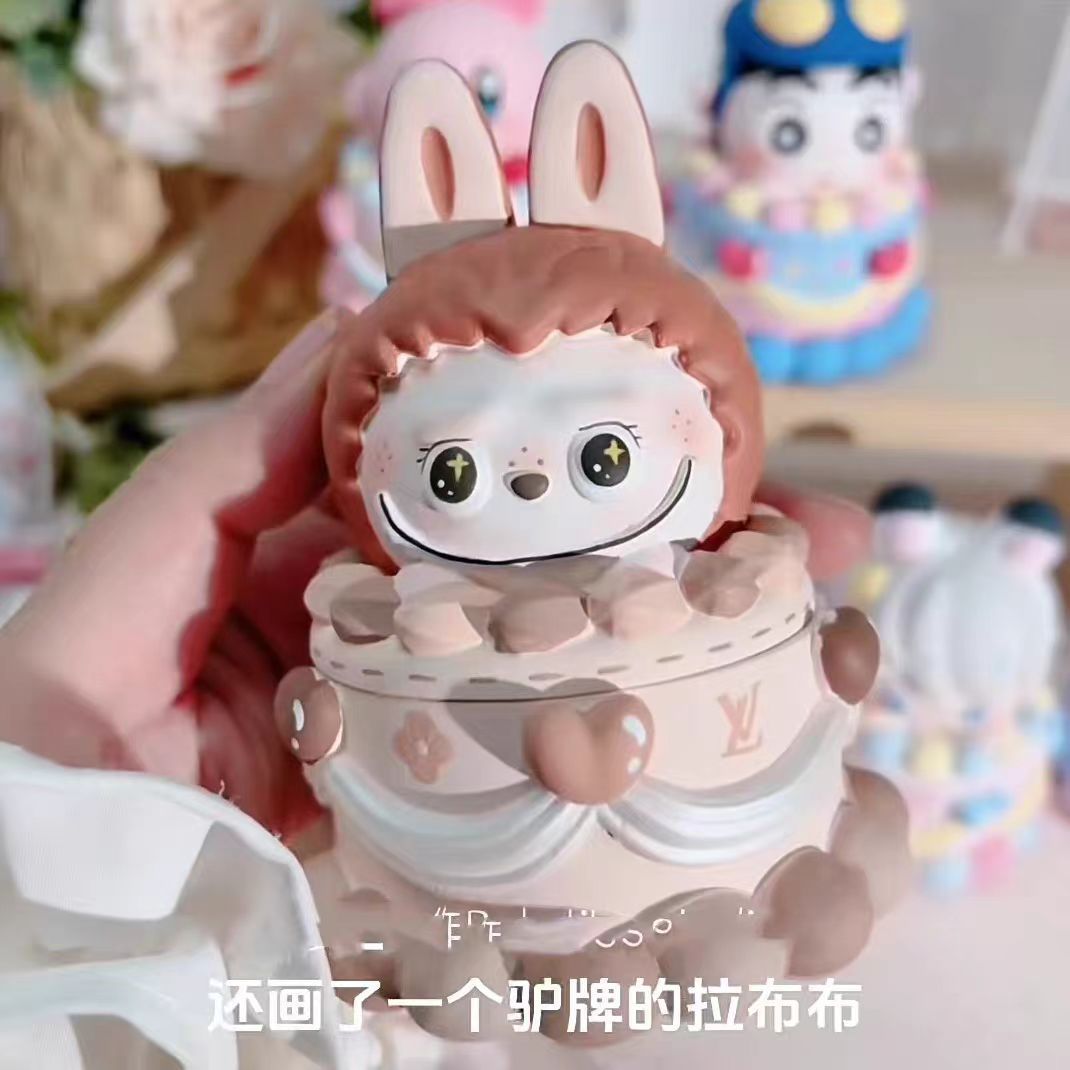 라부부 보관 용기 전체 세트에는 무료 배송이 포함되어 있지 않습니다.