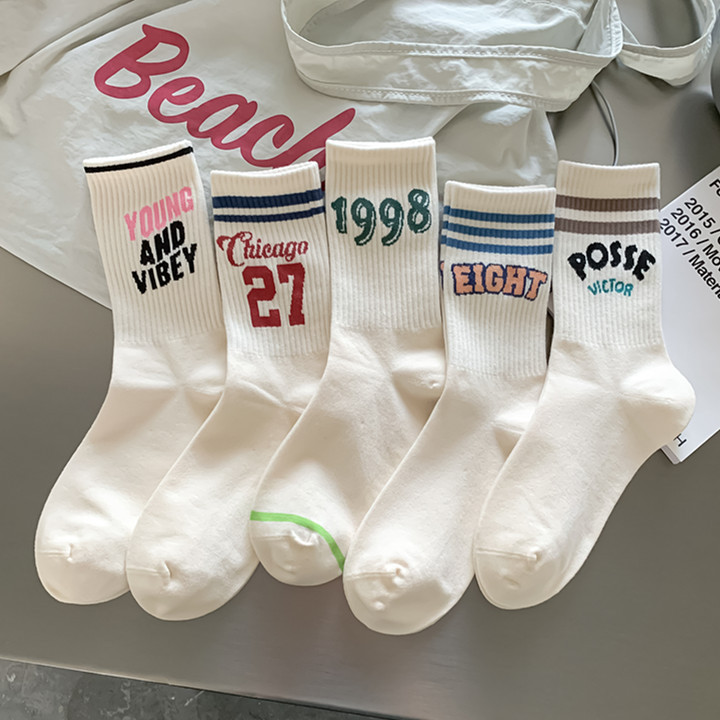 Socks for Women Spring & Fall Pure Cotton Mid-Calf Socks Sweat-Absorbent Breathable Sports Socks American Retro Student Long Socks Ins Trend
