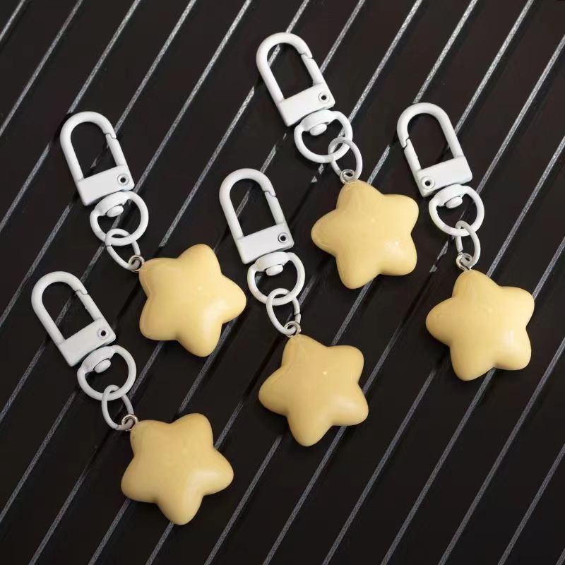 Adorable gordo amarillo leche ligero colgente estrella de niña llavero suave lindo DIY estrella de pentaco regalo de pareja