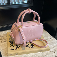 厂家直销手提保龄球包包女2024新款时尚小方包质感百搭粉色斜挎包