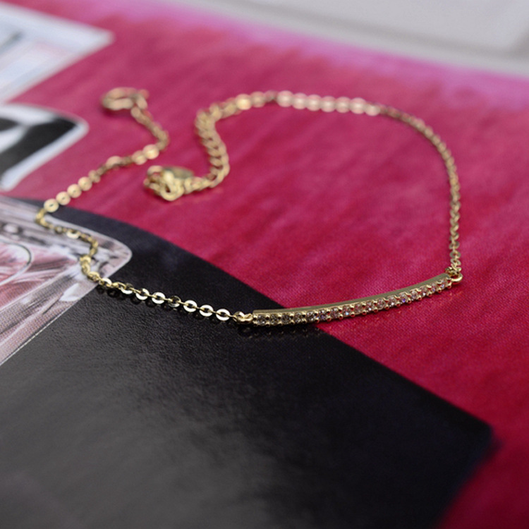 Nuovo bracciale in argento sterling placcato oro con fila di zirconi, design semplice, raffinato e ultra sottile e brillante._voghion.com