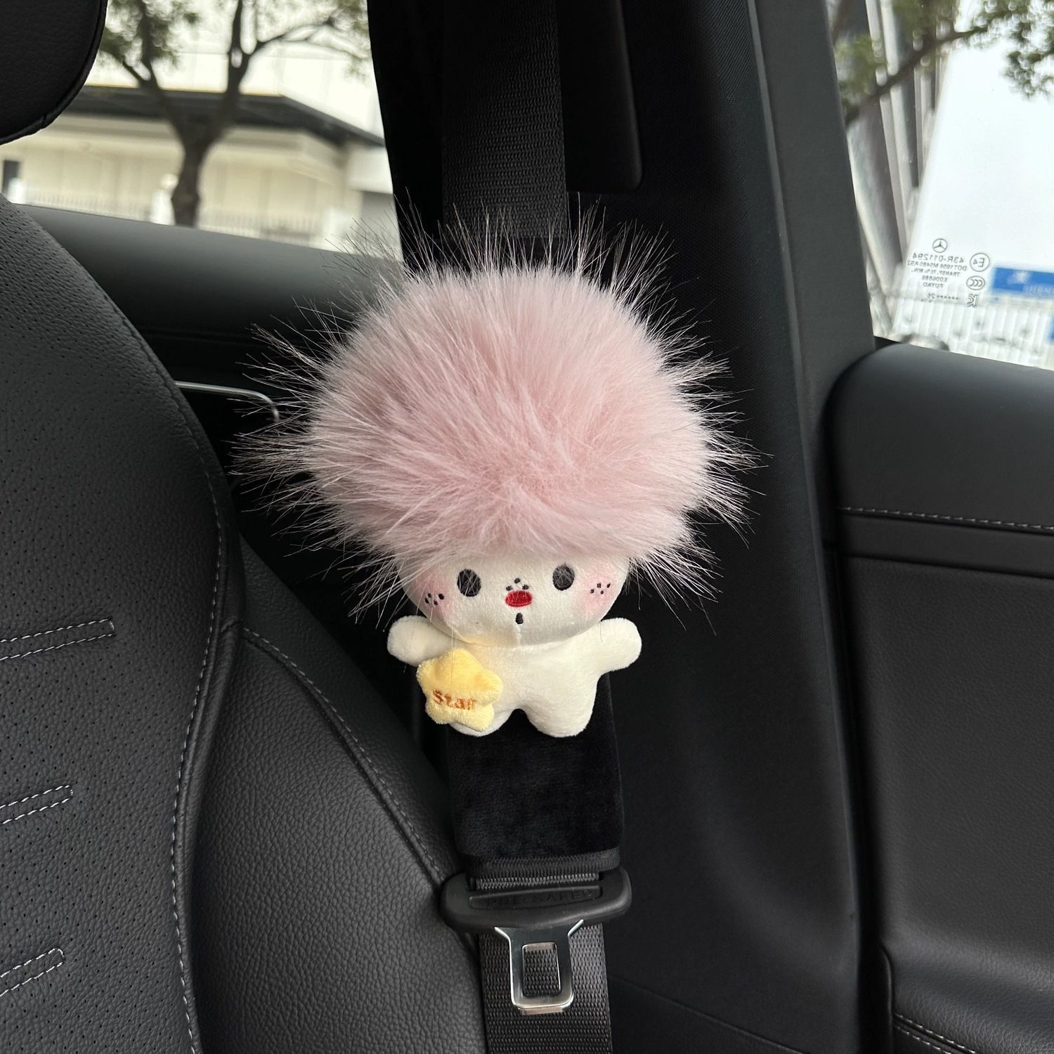 Cute Afro-Style Car Seatbelt Shoulder Pads, Car Seatbelt Covers, Car Interior Decoration Items, Anti-Neck Strangulation