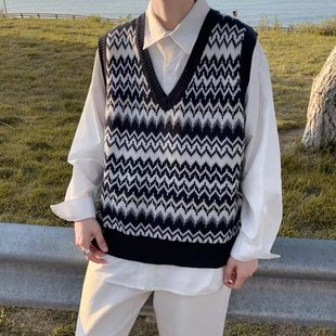 Spring Loose Men's Vest Sweater Knitted Sweater Korean Fashionable Sleeveless Waistle Hong Kong Style Cardigan Ruffian Handsome Coat Trendy