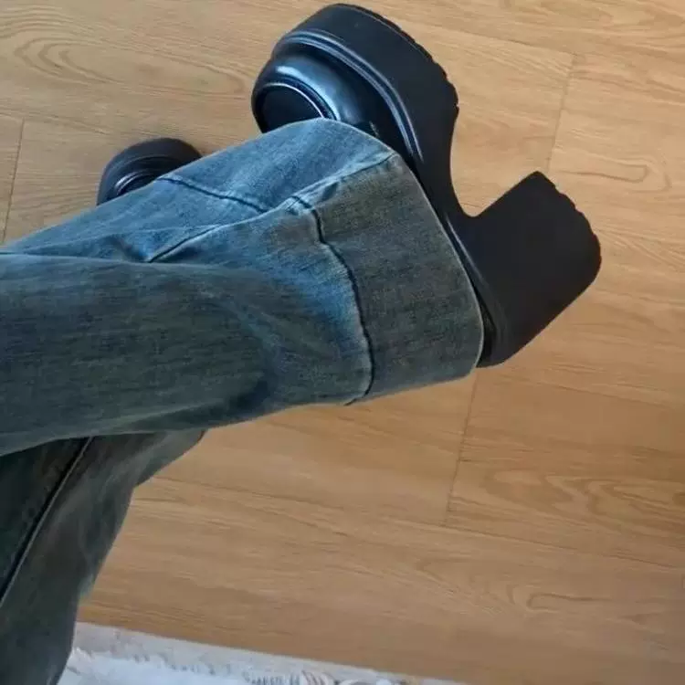 Женские кожаные туфли на каблуке, весна-осень 2025, новые французские ретро-лодочки JK на толстой подошве и толстом каблуке, черные лоферы