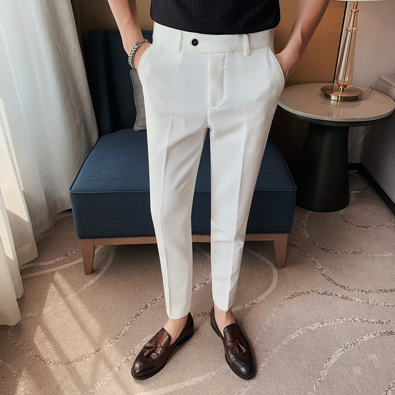 Venta al por mayor estilo coreano slim fit traje pantalones de verano fino grano recortado pantalones color sólido elegante traje casual de los hombres pantalones flacos
