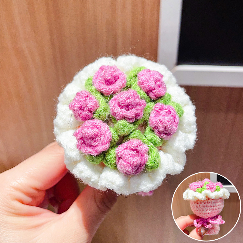 ウールニットミニハンドブーケ小さな花束キーホルダーペンダント手作りかぎ針編みローズガールフレンドギフトペンダント|undefined