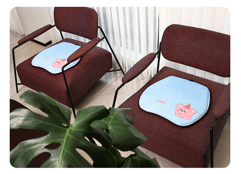 Factory direct summer cartoon honeycomb gel car seat cushion ice cushion office seat cushion breathable silicone cold cushion