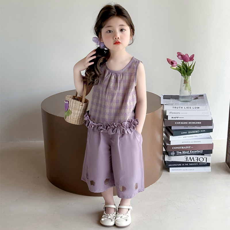 Girls' suit Summer 2025 New Stylish Children's Baby Summer Plaid Top Wide Leg Pants Two-piece Set