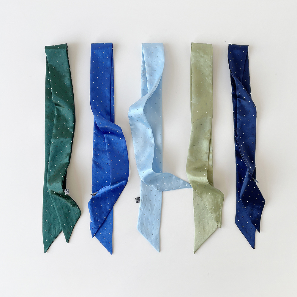 Women's Basic Solid Color Satin Silk Scarf display picture 2