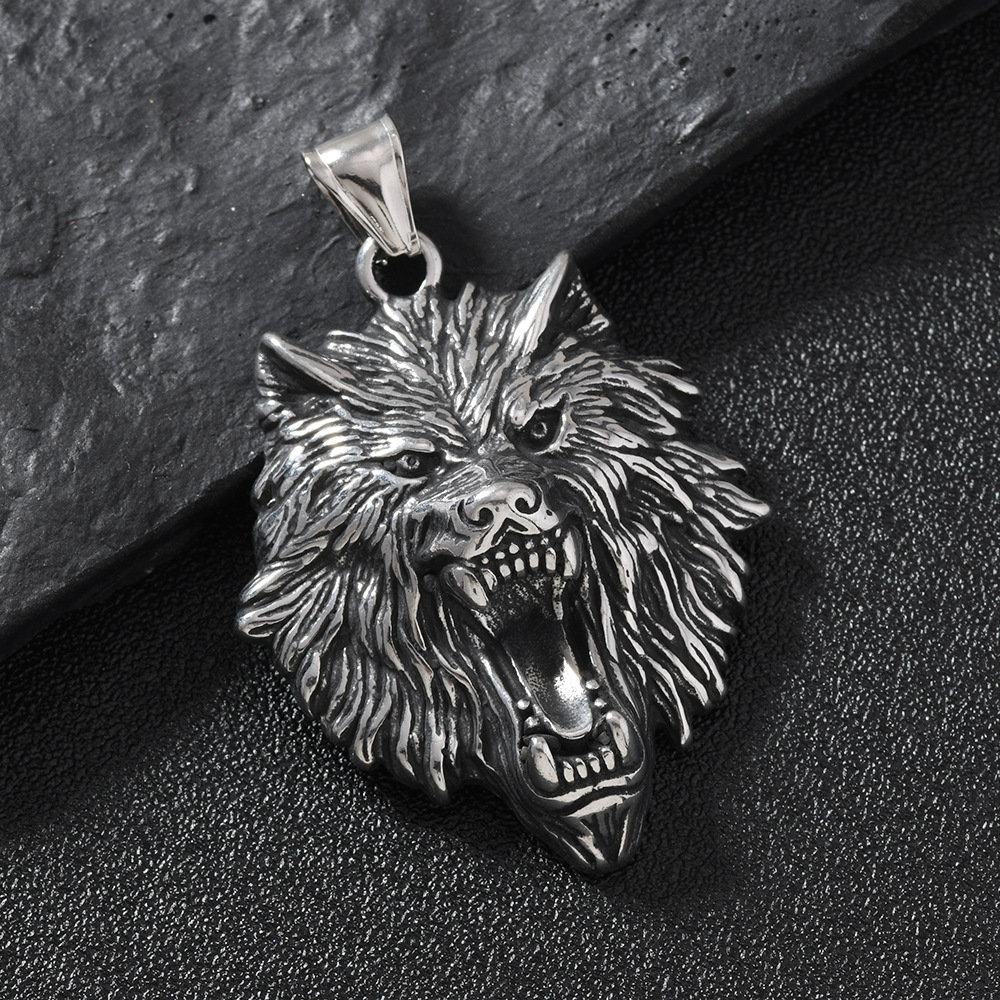 Colgante único Estilo explosivo europeo y americano Joyería de acero inoxidable Personalidad hip-hop Collar de calavera Accesorios Colgante de bricolaje estilo punk