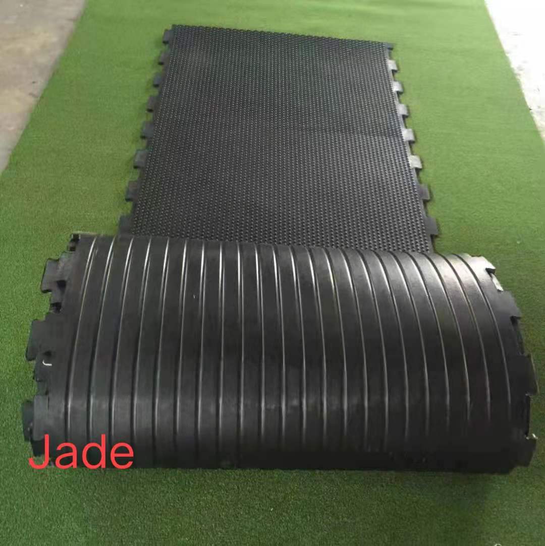 可拼接圆点橡胶牛床垫 仔猪保温垫 牛棚 防滑耐磨马棚畜牧垫