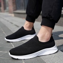 男士飞织袜子鞋夏季跑步鞋低帮套脚网布面轻便透气休闲健步运动鞋